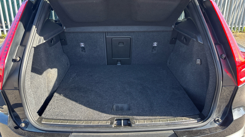 Volvo Xc40 1.5 T5 Recharge PHEV Inscription Pro 5dr Auto Estate